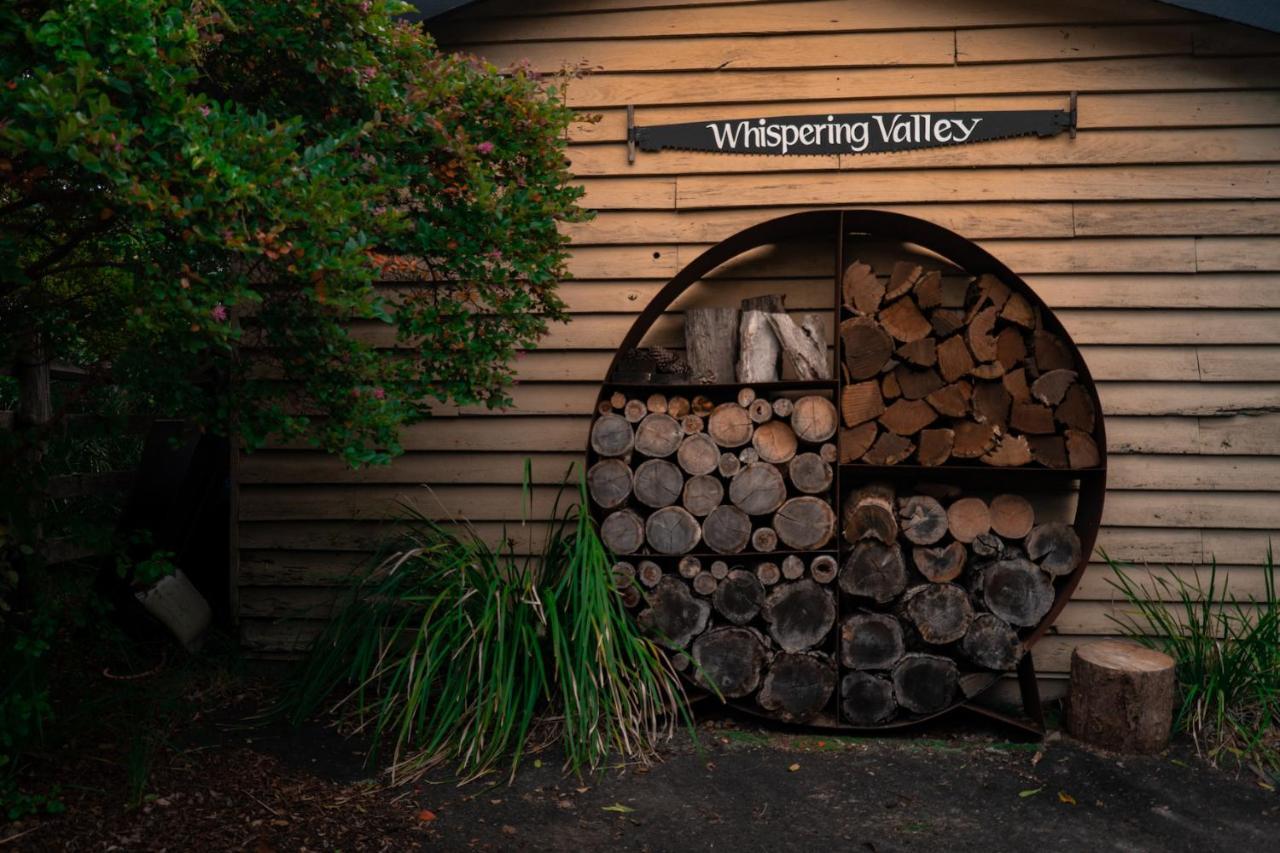 Whispering Valley Cottage Retreat Maleny Exteriör bild
